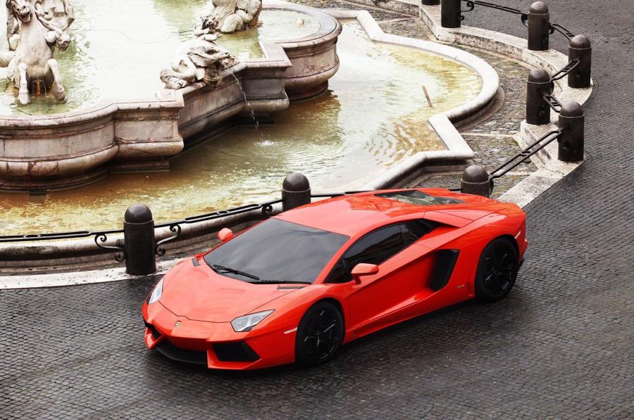  Lamborghini Aventador LP700-4 2011 года  (фото 124 из 204)